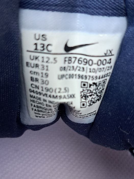 Adidasi Nike Revolution 7