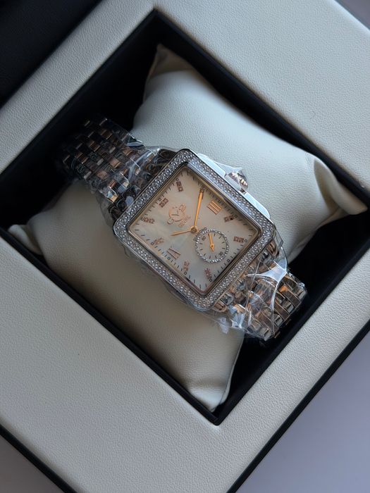 Часы GV2 Bari Diamond новые с биркой