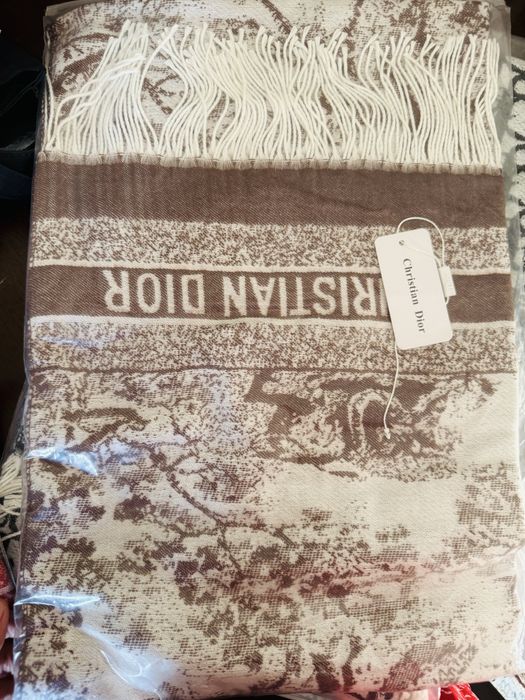 Dior шарф!Өте сапалы