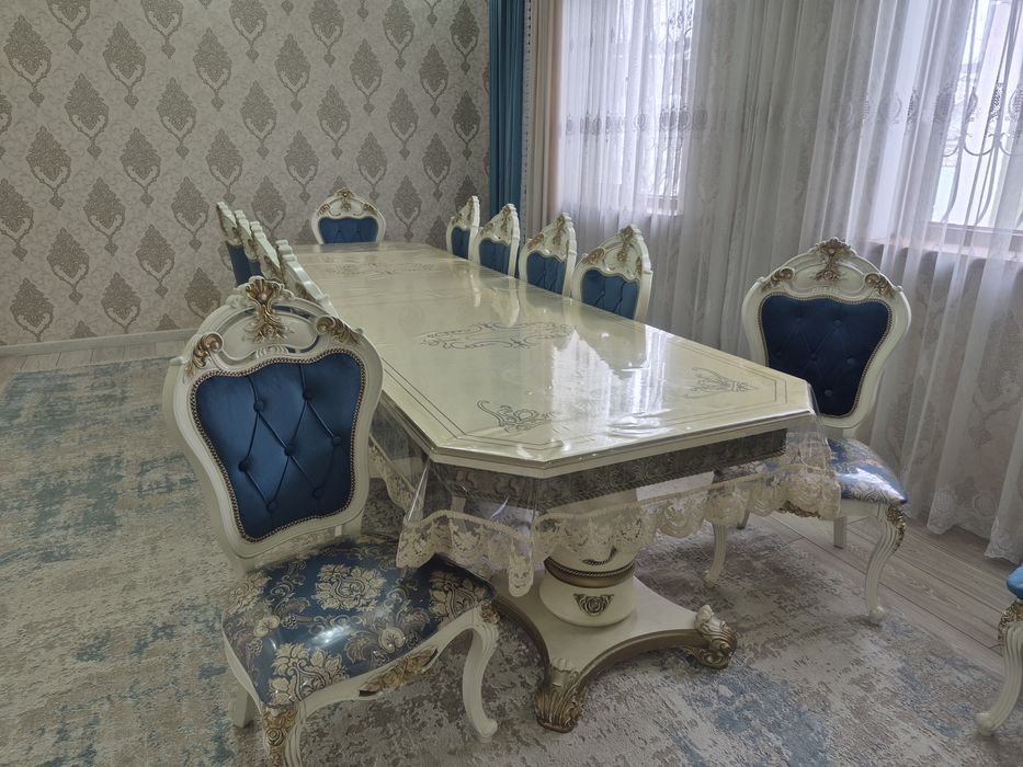 Столы стулья для зал