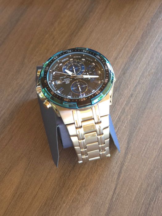 Часовник Casio Edifice EFR-539D-1A2VUEF