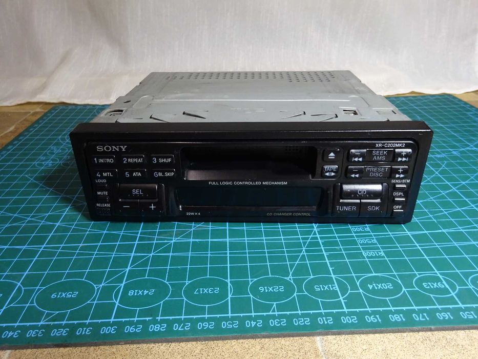 Radio-casetofon auto retro SONY XR-C202MK2