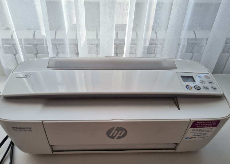 Imprimantă HP Deskjet 3750