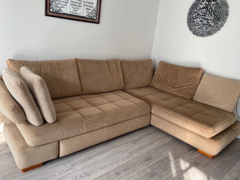 Диван в отличном состояний Ариба