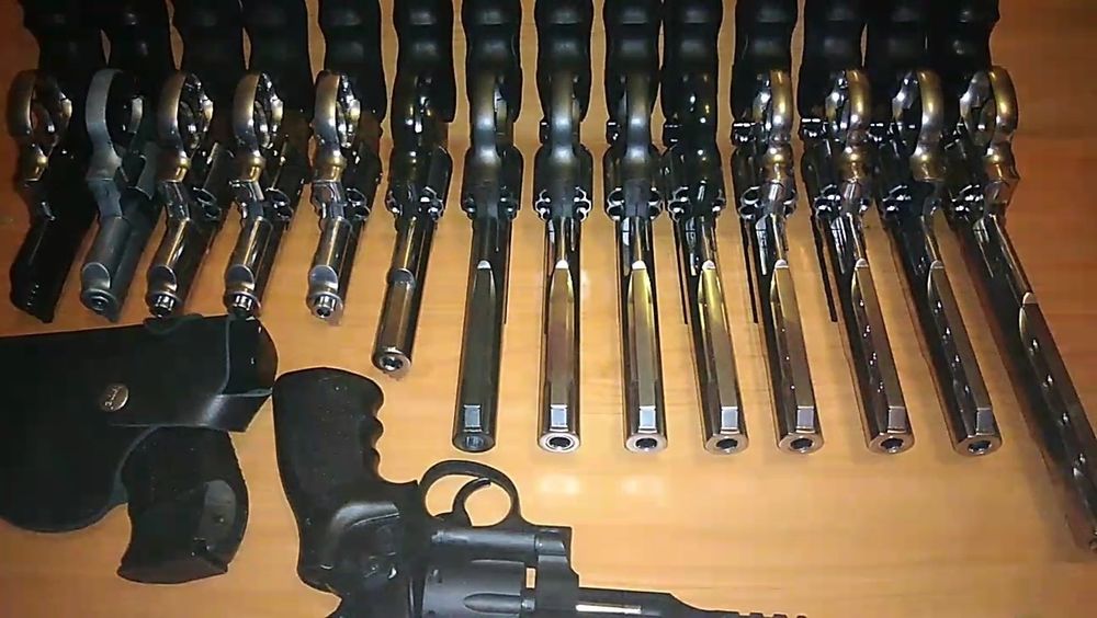 Pistoale FĂRĂ PERMIS, pentru antrenamente, tras la țintă în poligon