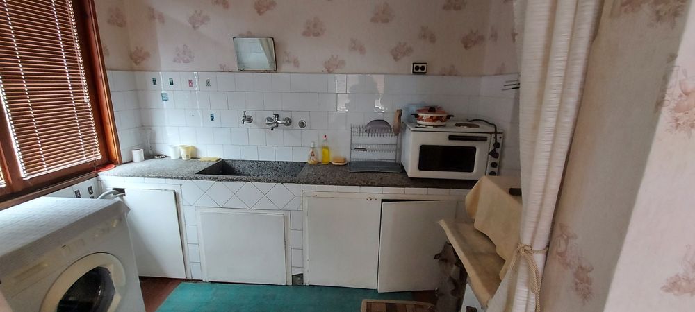 Продавам етаж от къща село Давидково