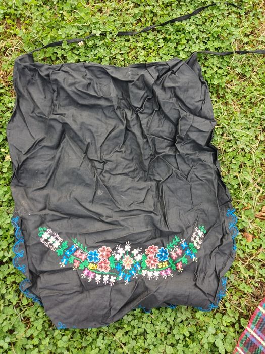 Стари престилки и ризи