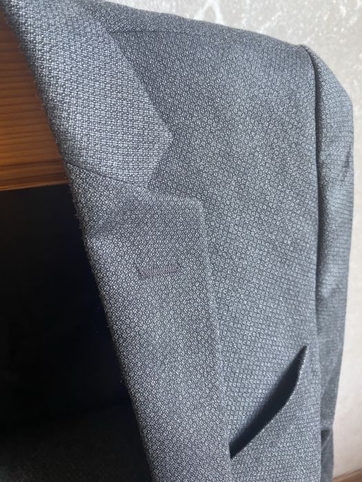 Продам костюм 46р