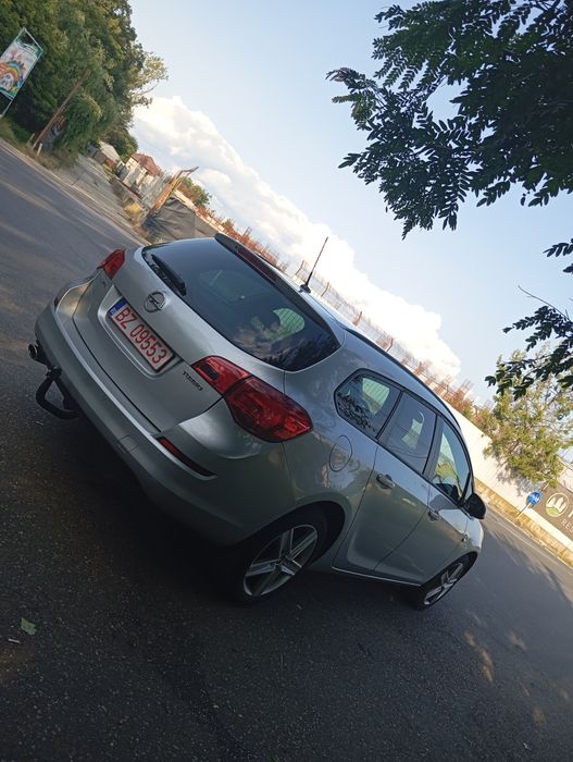 OPEL Astra 2012 — imagine 3