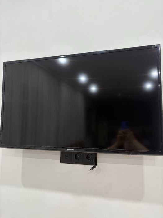 продается телевизор диагональ 52-92