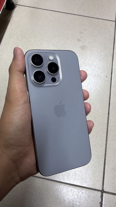 Продаю iPhone 15 pro