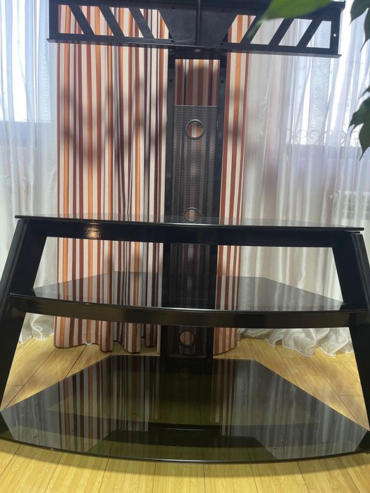 Тумба под телевизор