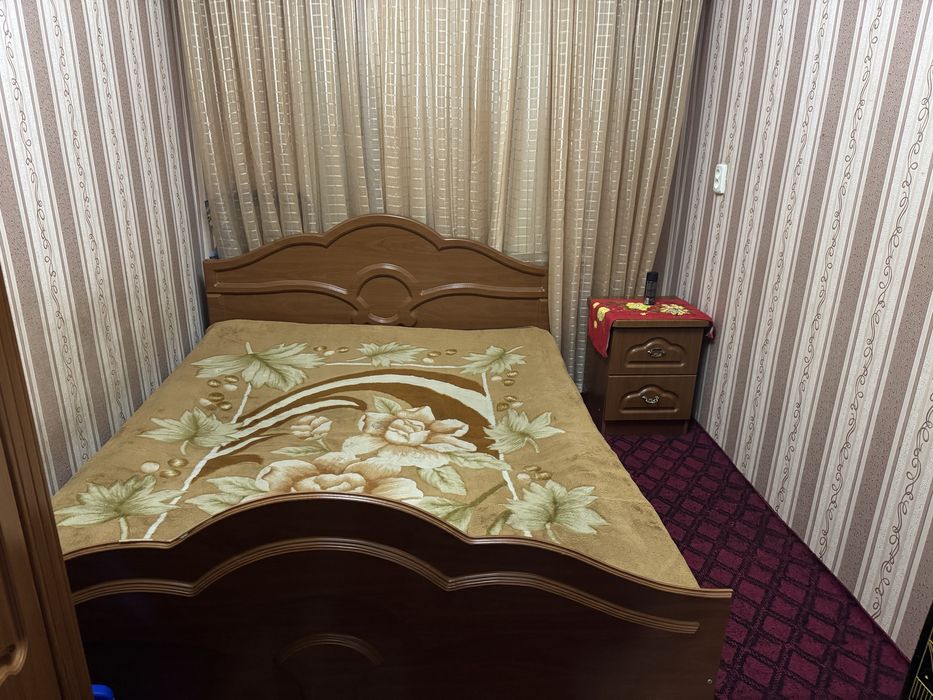 Спальный гарнитур комплект шкафи билан сотилади 2 млн сум