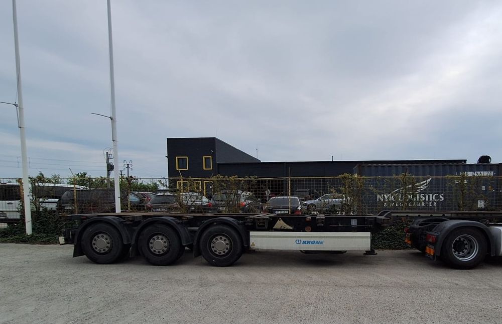 Scania 420 euro 3 si semiremorca containere krone sdc27/2014