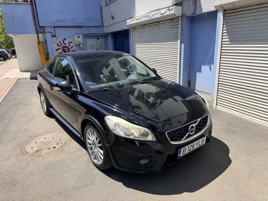 VOLVO C30