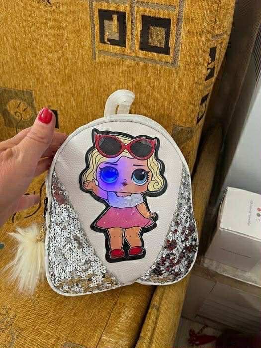 Светеща раничка на LOL