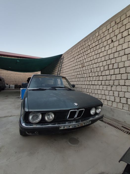 BMW 520 Sotiladi sròchni