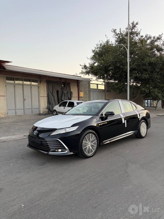 Toyota Camry 2025 HYBRID Full
