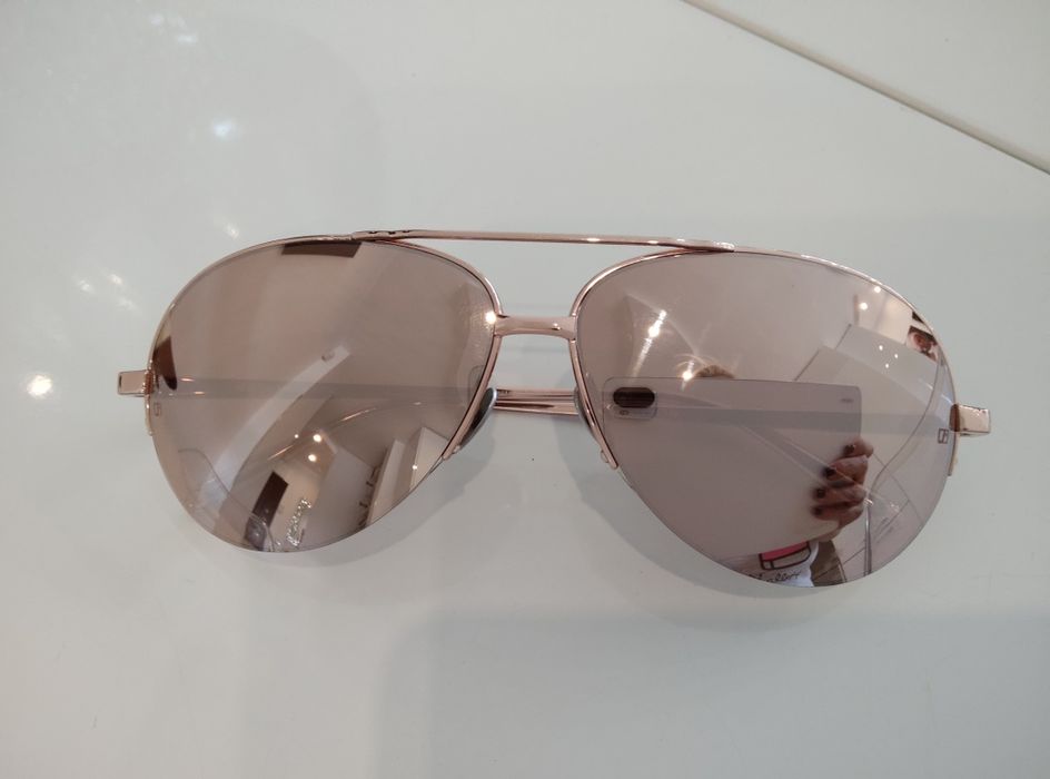 Linda Farrow слънчеви очила