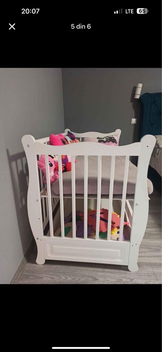 De vanzare patut bebe alb