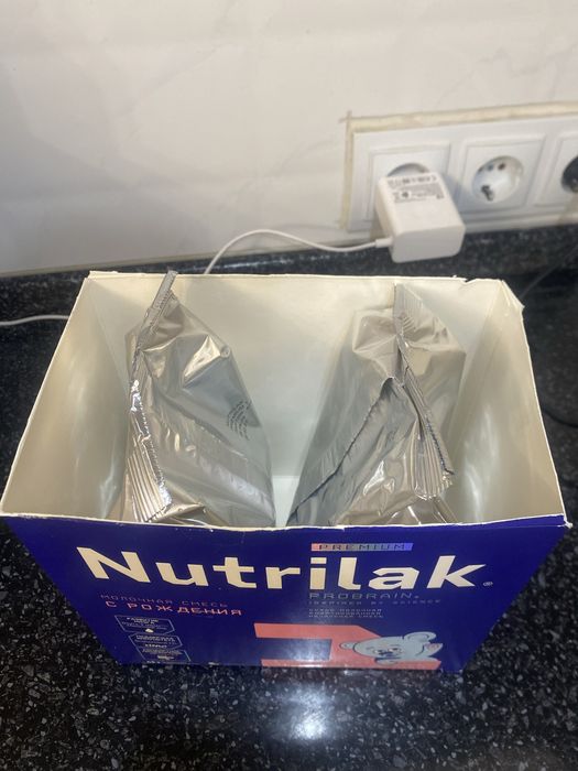 Смеси Nan и Nutrilak