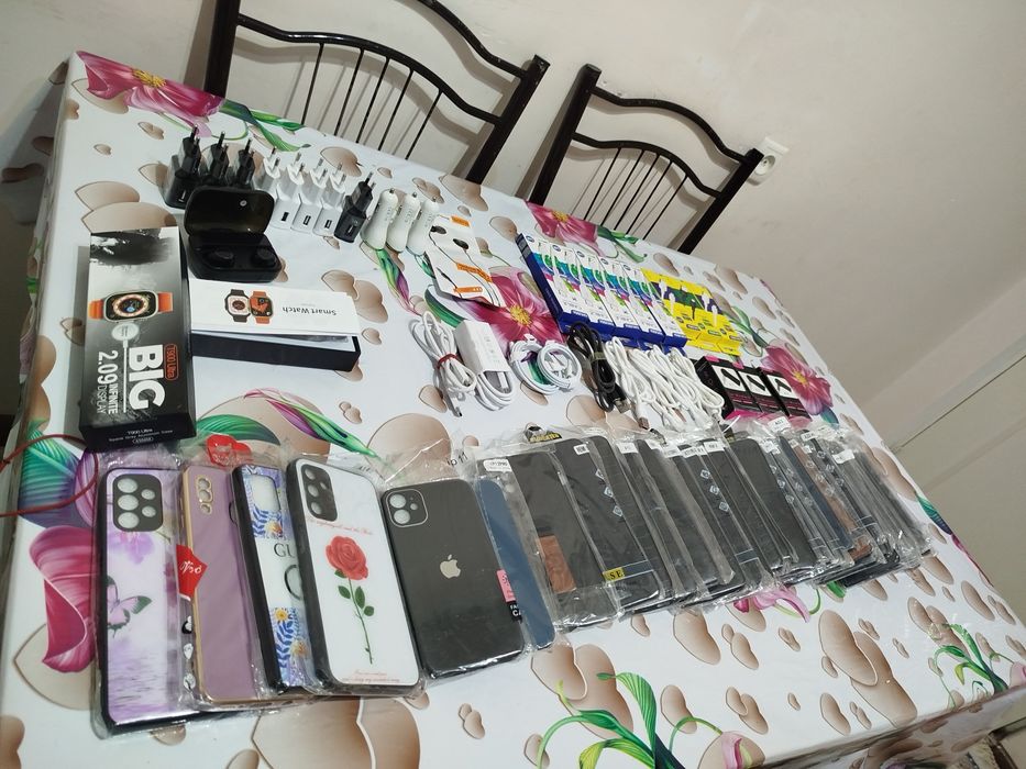 Optom kabel , chehol , zaryadka, blutes aux va avtogalovka 
10 ta oddi