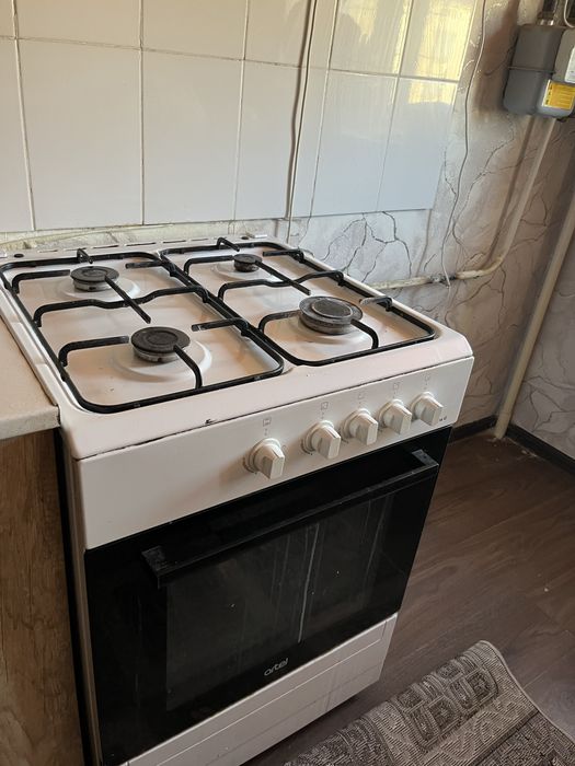 Таза жагдайдагы газ плита мен вычка сатылады келысып беремыз