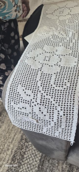 vând cusături lucrate manual (40-50 lei metru trimiteți poza cu model si spun pret)