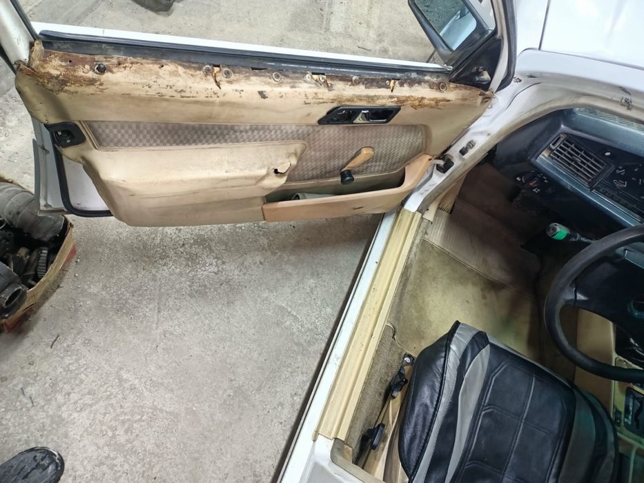 Продаю мерседес 190