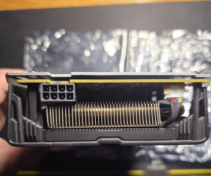 Vând placă video RX 480  4gb