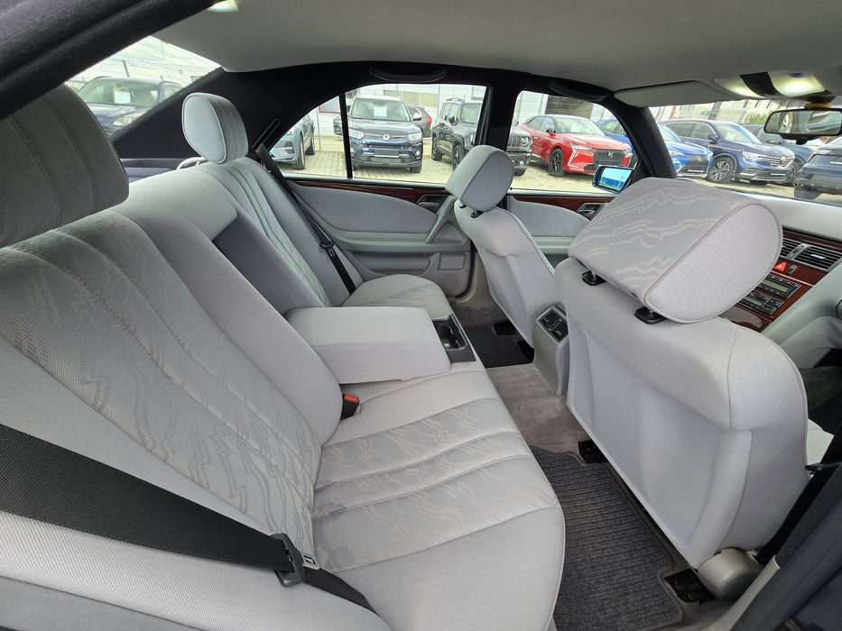 Mercedes Benz W210 2.0 benzina  Vehicul atestat istoric