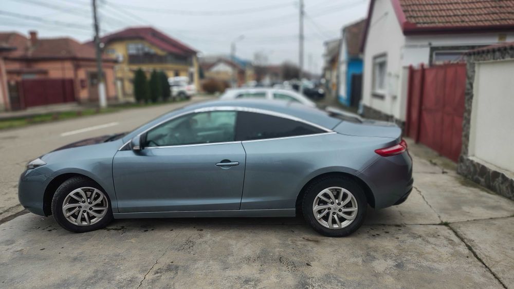 Renault Laguna Coupe