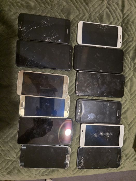Телефони за части или ремонт на едро