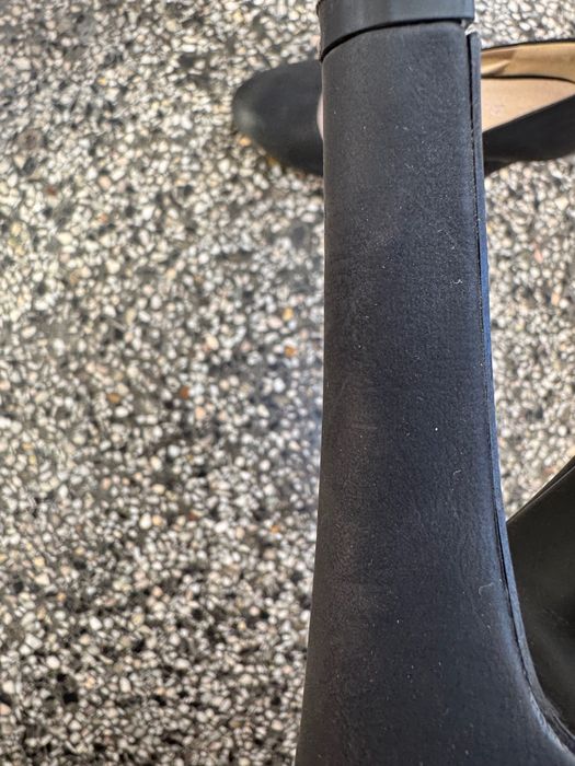 Дамски обувки на висок ток