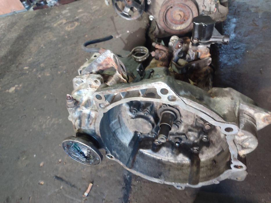 Продам коробка на пассат Б3 Б4