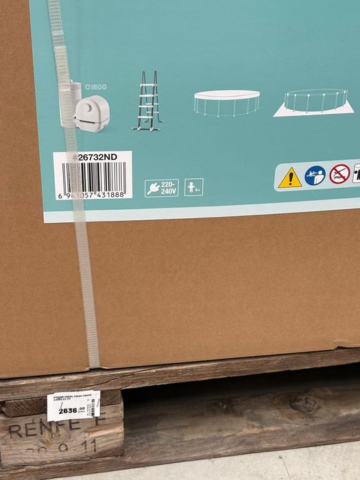 De vânzare piscină bestway. Diametru 5m ,înălțime 120cm,scară,cadru metalic și pompă de filtrare. Folosită o singura lună anul trecut.