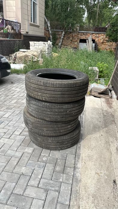 Комплект шин Hankook R18 235/60