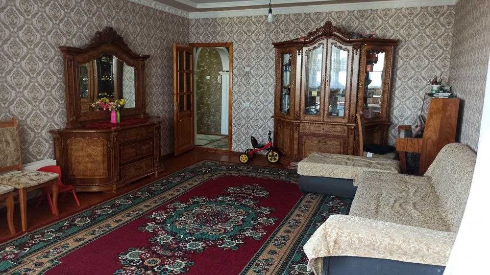 3-х комнатная квартира по ул. Амира Темура ID: 2879