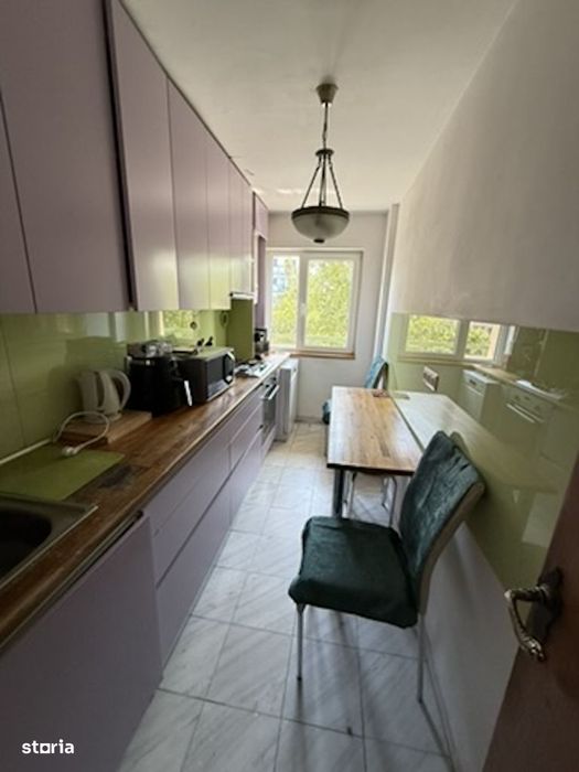 Vând apartament 3 camere, 74 mp + 2 balcoane, Mănăștur, etaj 6