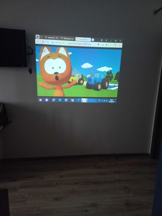 Проектор   асер    орг/тезника