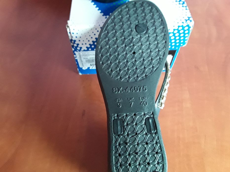 Vând Papucii Damă Mărimea 40 Noi