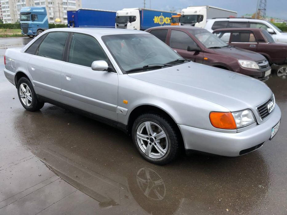 Продам Audi a6 в отличном состоянии.