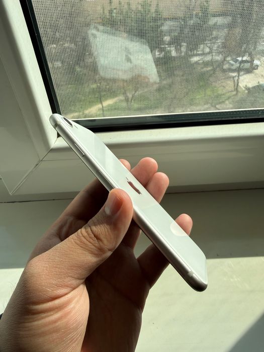 iPhone SE 2022 White 128GB