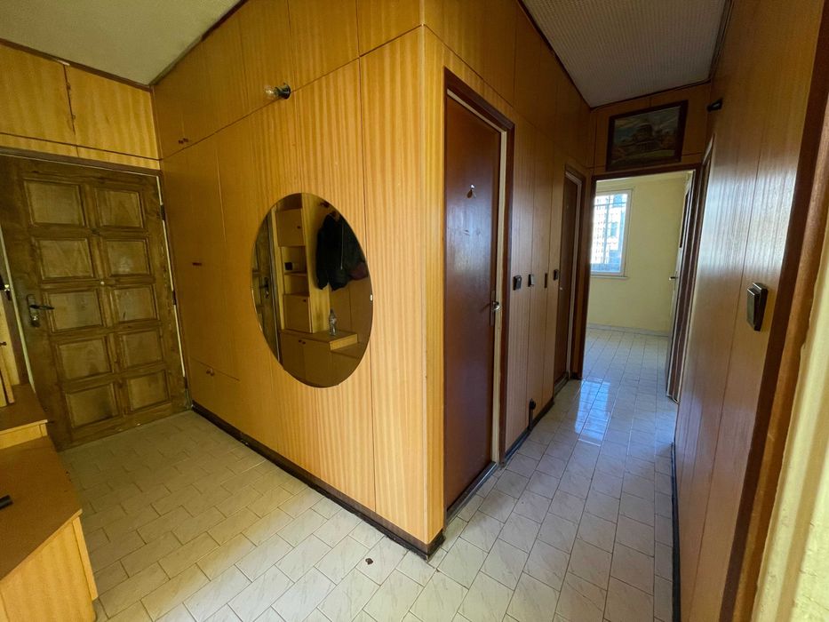 Продава се: тристаен апартамент - кв. Трендафил 2
