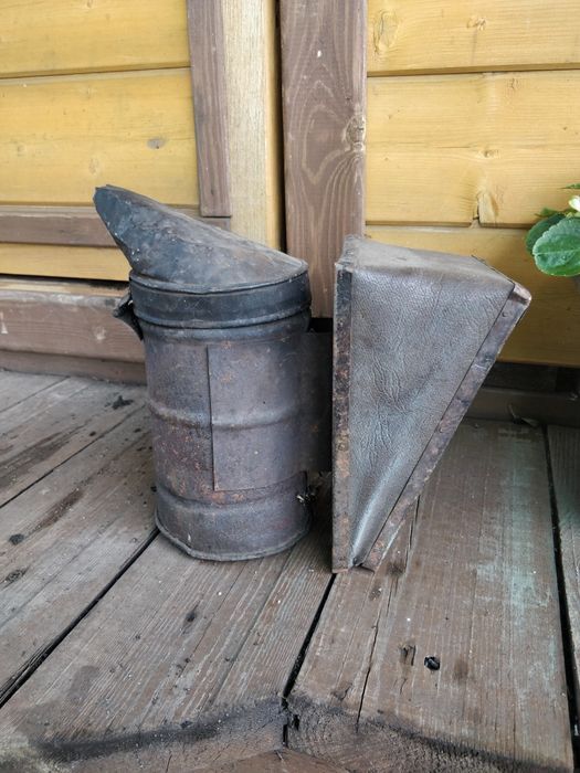 Дымарь для окуривания пчел