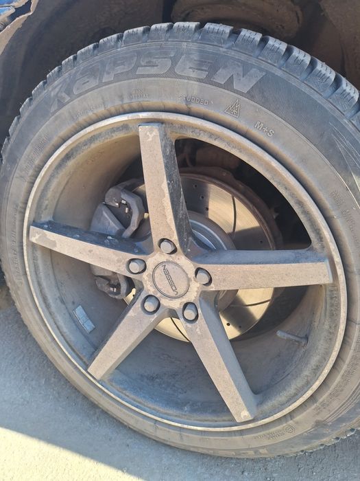 Продам диски с шинами