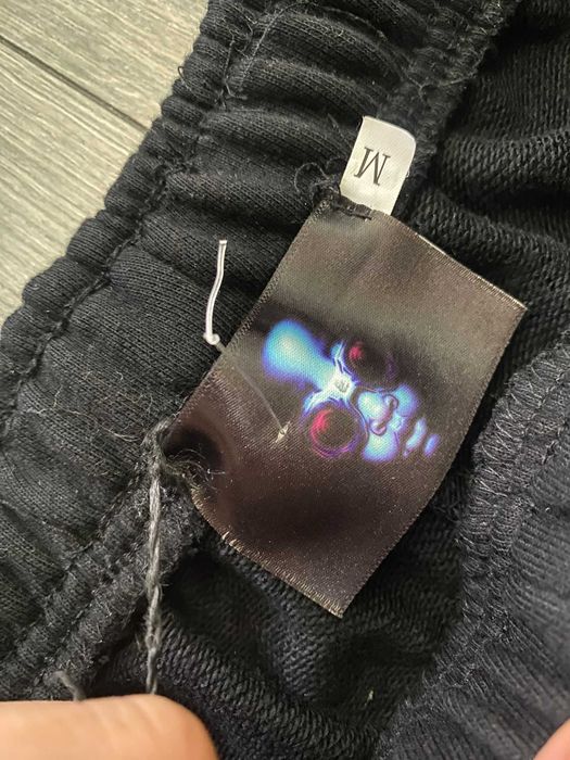 Pantaloni Hellstar noi