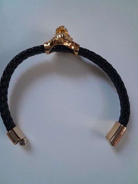 Гривна с лъвска глава 23см дължина. Последна бройка