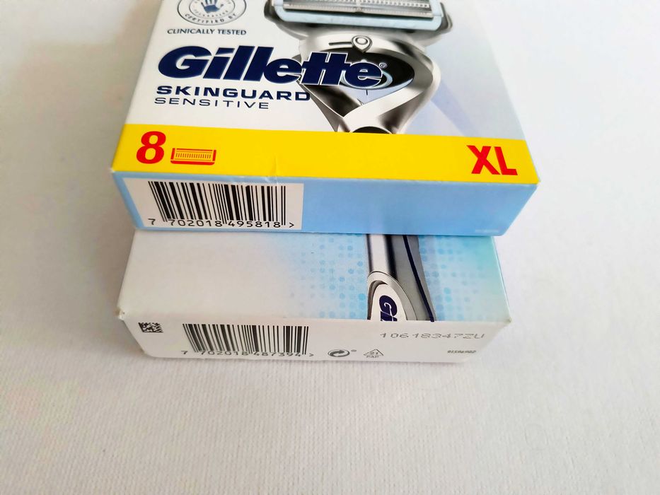 Gillette SkinGuard Sensitive ножчета за бръснене 9 броя + 1 брой дръжка Жилет