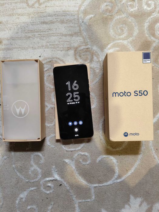 Моторола Мото S50